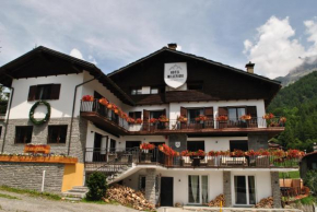 Hotell Millefiori- Alpine Event Lodge Valtournenche
